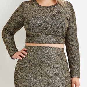 Gold,  long sleeve crop top. 3X